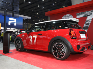 【2021款mini 2.0t cooper s 叁柒号纪念版图片】_外观图片-爱卡汽车