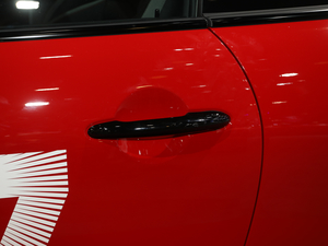 20212.0T COOPER S ̖o {T