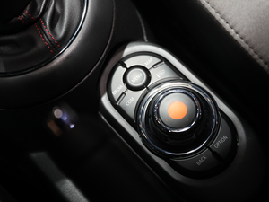 20212.0T COOPER S ̖(ho)o(j) п؅^(q)