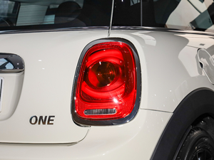 2021T 1.5T ONE PLUS ^