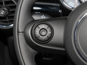 2021T 1.5T ONE PLUS п؅^(q)