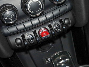 2021T 1.5T ONE PLUS п؅^(q)