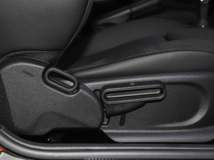 2021T 1.5T COOPER ˇg g