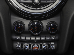 2021T 1.5T COOPER ˇg {{