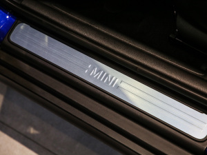 2021T 1.5T COOPER ˇg g