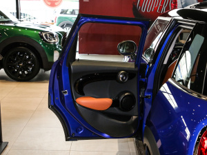 2021款五门版 1.5T COOPER 艺术家 左后车门
