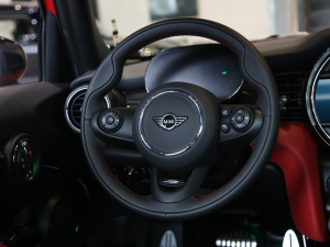 2021T 1.5T COOPER ِ܇ п؅^