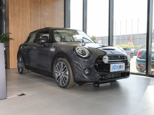 2021款五门版 2.0T COOPER S 赛车手 整体外观