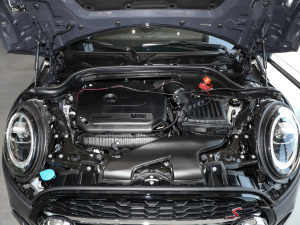 2021款五门版 2.0T COOPER S 赛车手 发动机