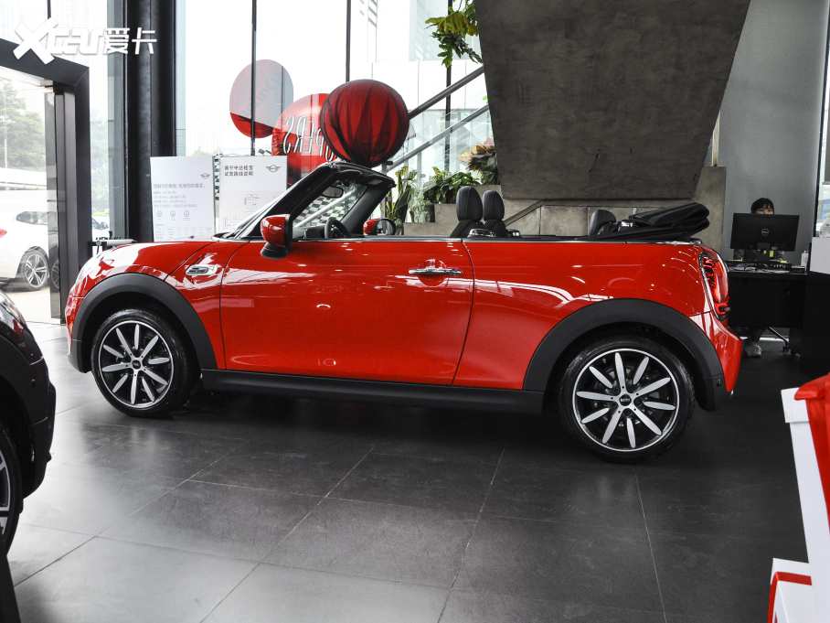 2021MINI CABRIO 1.5T COOPER ˇg