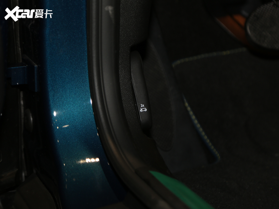 2021��MINI CABRIO 2.0T COOPER S ˇ�g��