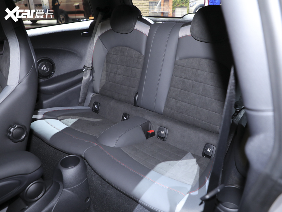 2022MINI T 2.0T COOPER S ˇg