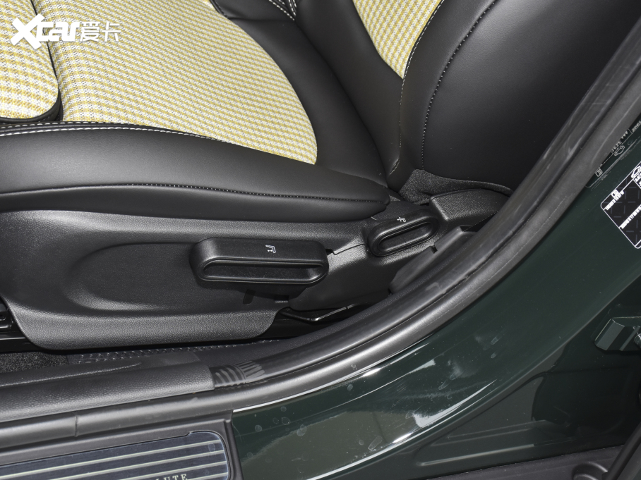 2022MINI 2.0T COOPER S ؄e T