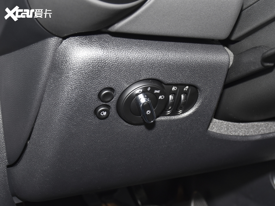 2022MINI 2.0T COOPER S ؄e T