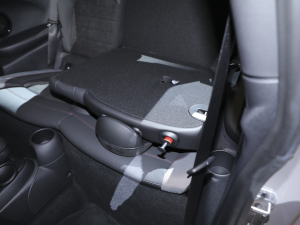 2022款三门版 2.0T COOPER S 艺术家 空间座椅