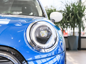 2022款三门版 1.5T COOPER 经典派 大灯