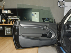 2022T 1.5T COOPER ˇg g