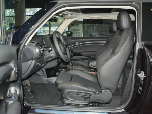 2022T 1.5T COOPER ˇg g