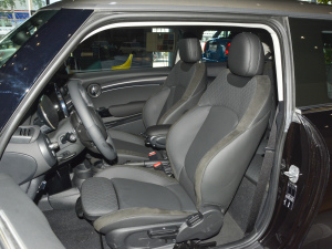 2022T 1.5T COOPER ˇg g