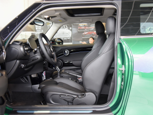 2022Ŀ T 1.5T COOPER  ǰſg