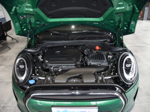 2022款改款 三门版 1.5T COOPER 经典派 发动机