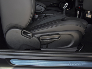 2022Ŀ T 1.5T COOPER ˇg g