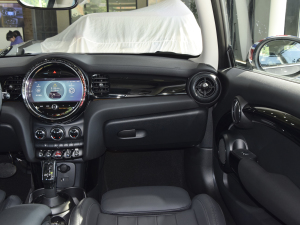 2022Ŀ T 1.5T COOPER ˇg п؅^