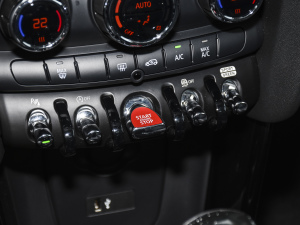 2022Ŀ T 1.5T COOPER ˇg п؅^