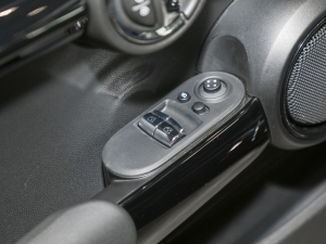 2022T 1.5T COOPER ژ؄e {܇ƅ^	