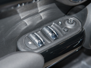 2022T 1.5T COOPER ژ(bio)؄e п؅^(q)