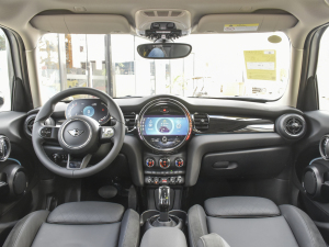 2022T 1.5T COOPER The Coopers o п؅^