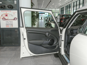 2022Ŀ T 1.5T ONE PLUS {λ܇T