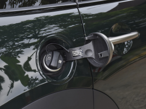 20222.0T COOPER S ؄e T w