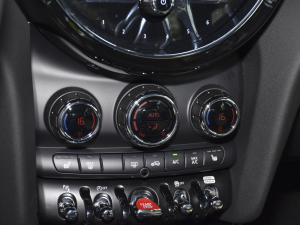 20222.0T COOPER S ؄e T {{