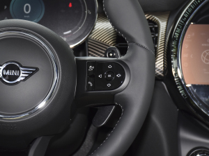 20222.0T COOPER S (zh)؄e T п؅^(q)