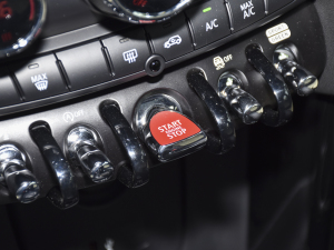 20222.0T COOPER S ؄e T п؅^