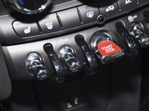 20222.0T COOPER S (zh)؄e T п؅^(q)