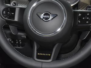 20222.0T COOPER S ؄e T п؅^