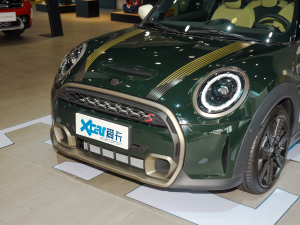 20222.0T COOPER S (zh)؄e (x)(ji)^