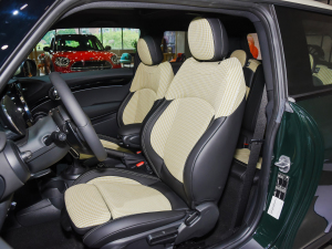 20222.0T COOPER S ؄e {