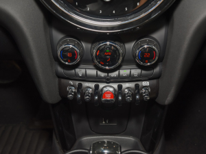 20222.0T COOPER S ؄e {{