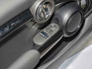 20222.0T COOPER S ؄e {܇ƅ^	