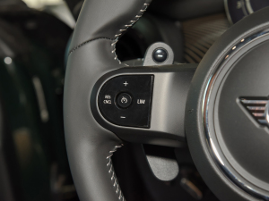 20222.0T COOPER S ؄e п؅^