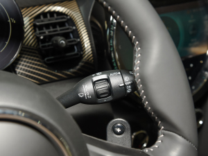 20222.0T COOPER S ؄e п؅^