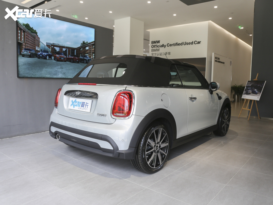 2022��MINI CABRIO 1.5T COOPER CABRIO Sidewalk 