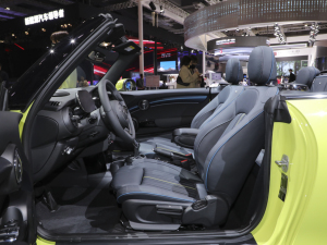 20222.0T COOPER S CABRIO Sidewalk  g