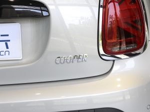 20221.5T COOPER CABRIO Sidewalk  ^