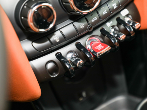 20221.5T COOPER CABRIO The Coopers o п؅^