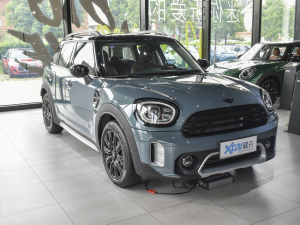 2022款1.5T COOPER ALL4 鉴赏家 整体外观