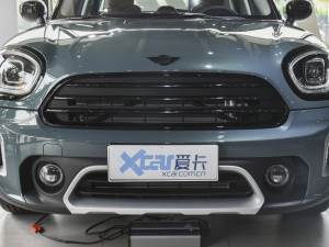 2022款1.5T COOPER ALL4 鉴赏家 中网